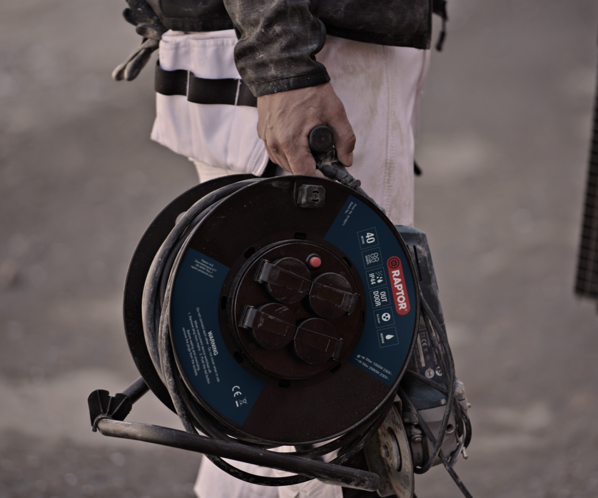 Hand tools, measuring equipment & tools