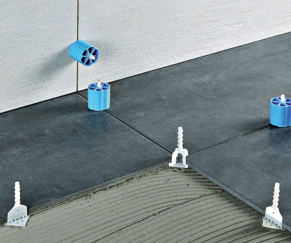 Tiling & bricklaying accessories
